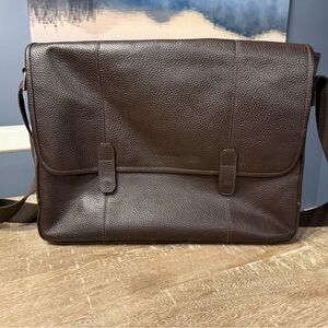 Cole Haan LIKE NEW Brown Leather Messenger Bag